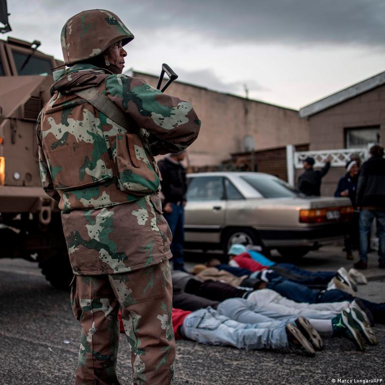 Piet Afrikos Respublika Siunia Kariuomen Kovoti Su Organizuotu Nusikalstamumu