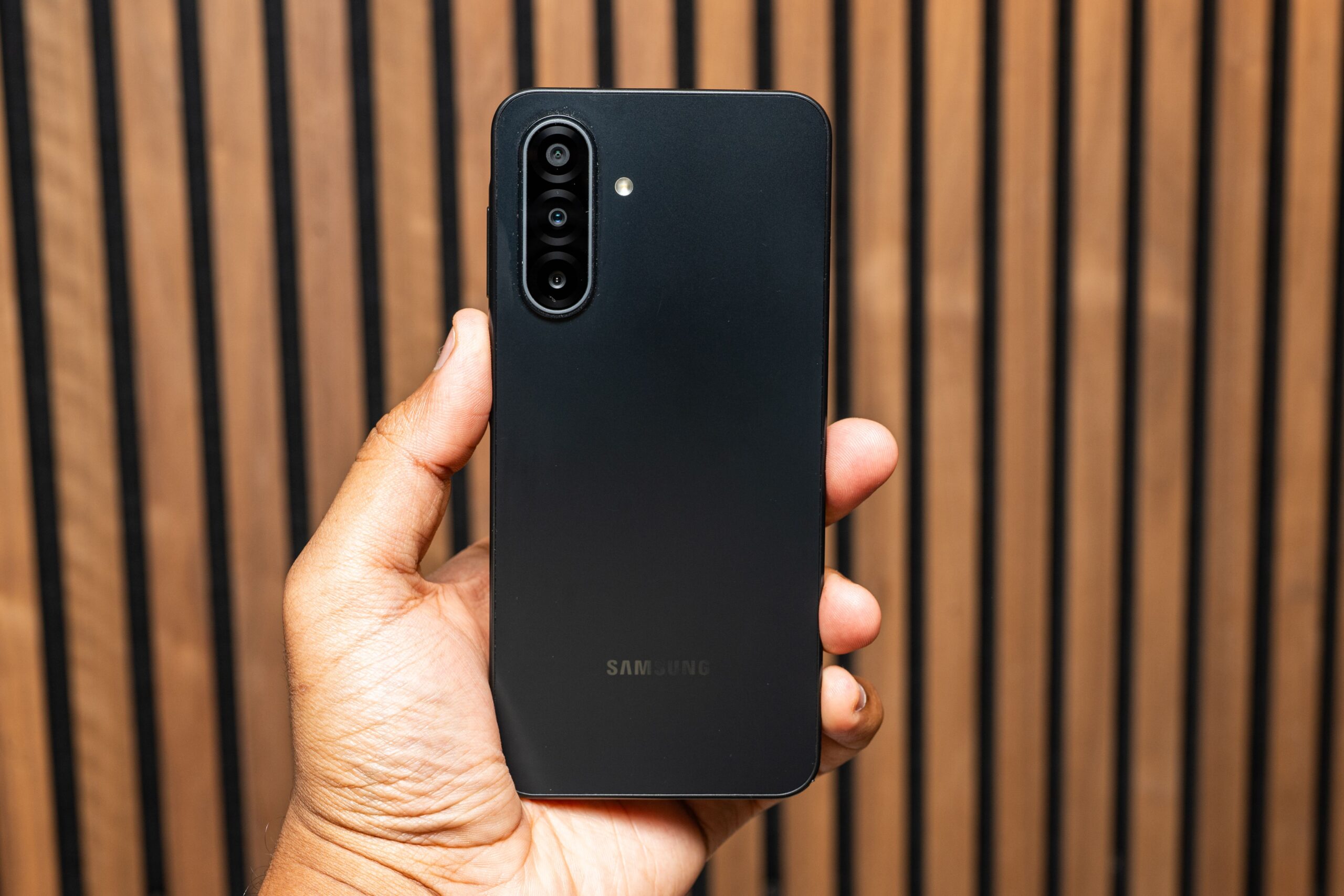 Samsung Galaxy A17 5g Apvalga Prieinama Kaina Bet Nestabilus Veikimas