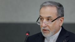 Trump Svarsto Galimyb Ribotai Karinei Atakai Prie Iran