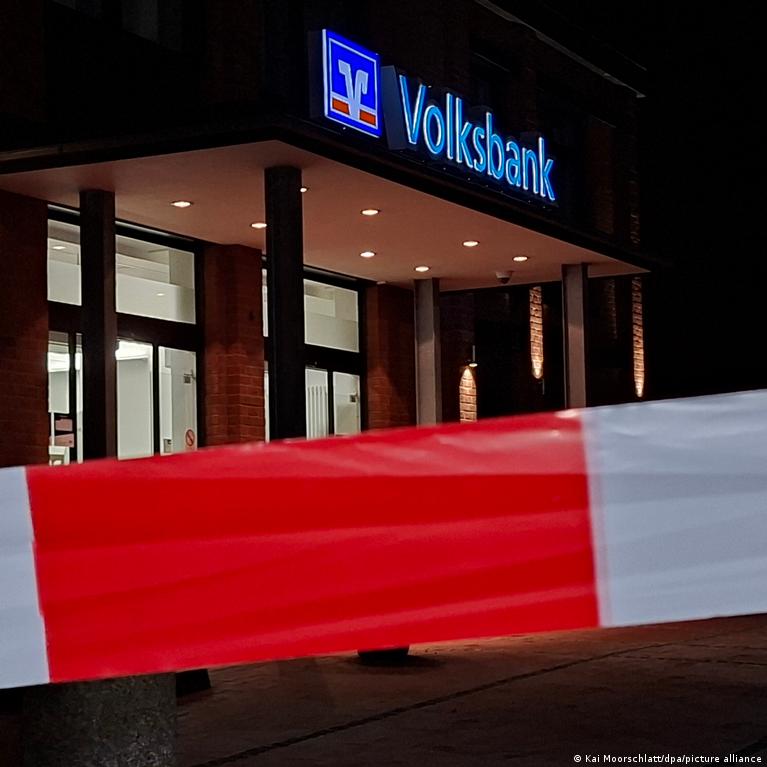 Vokietijoje Vykdytas Banko Apiplimas Ipltos Seif Ds