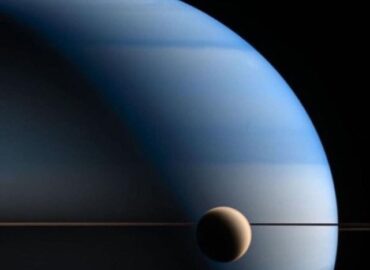 10682 Kassini Zondas Užfiksavo Titano Praskriejimą Pro Saturną