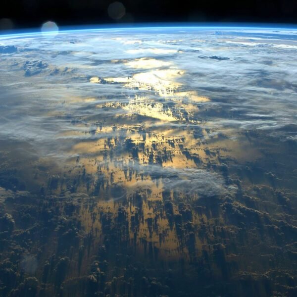 10685 Žemės Atmosfera Trapus Apsauginis Sluoksnis Nuo Kosmoso Tuš