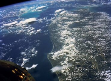 10689 Gemini 5 Misija Debesys Virš Kennedy Kyšulio Ir Beveik 8 Di