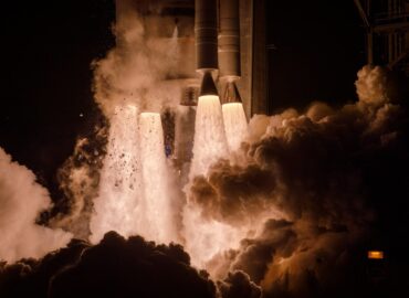 11034 Jav Kosmoso Pajėgos Laikinai Stabdo Vulcan Misijas Dėl Raket