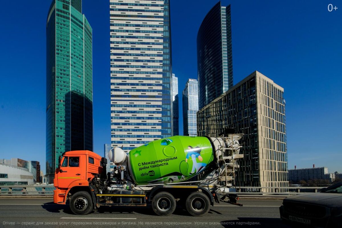 Drivee projektas pagerbia taksistus Tarptautinės taksisto dienos proga