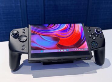 20397 Lenovo Pristatė Nešiojamą žaidimų Konsolę Legion Go Fold Su 