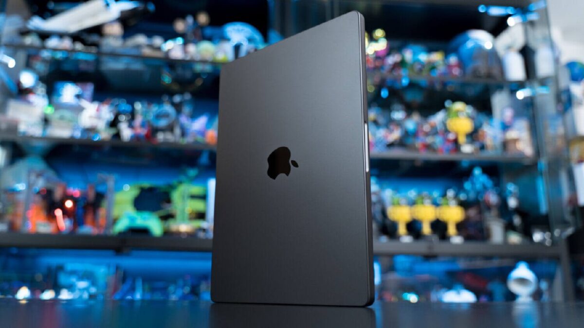 20538 Macbook Pro Su M5 Max čipu Išbandytas 13 Populiarių žaidimų