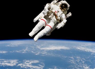 2345 Atsidūrimas Atvirame Kosmose Be Ryšio Su Kosminiu Laivu Ist