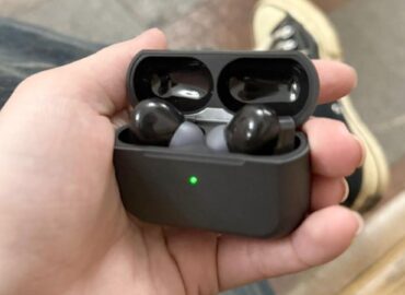 6869 Maskvos Metro Rasti Yandex Ausinių Prototipai Su Dirbtinio