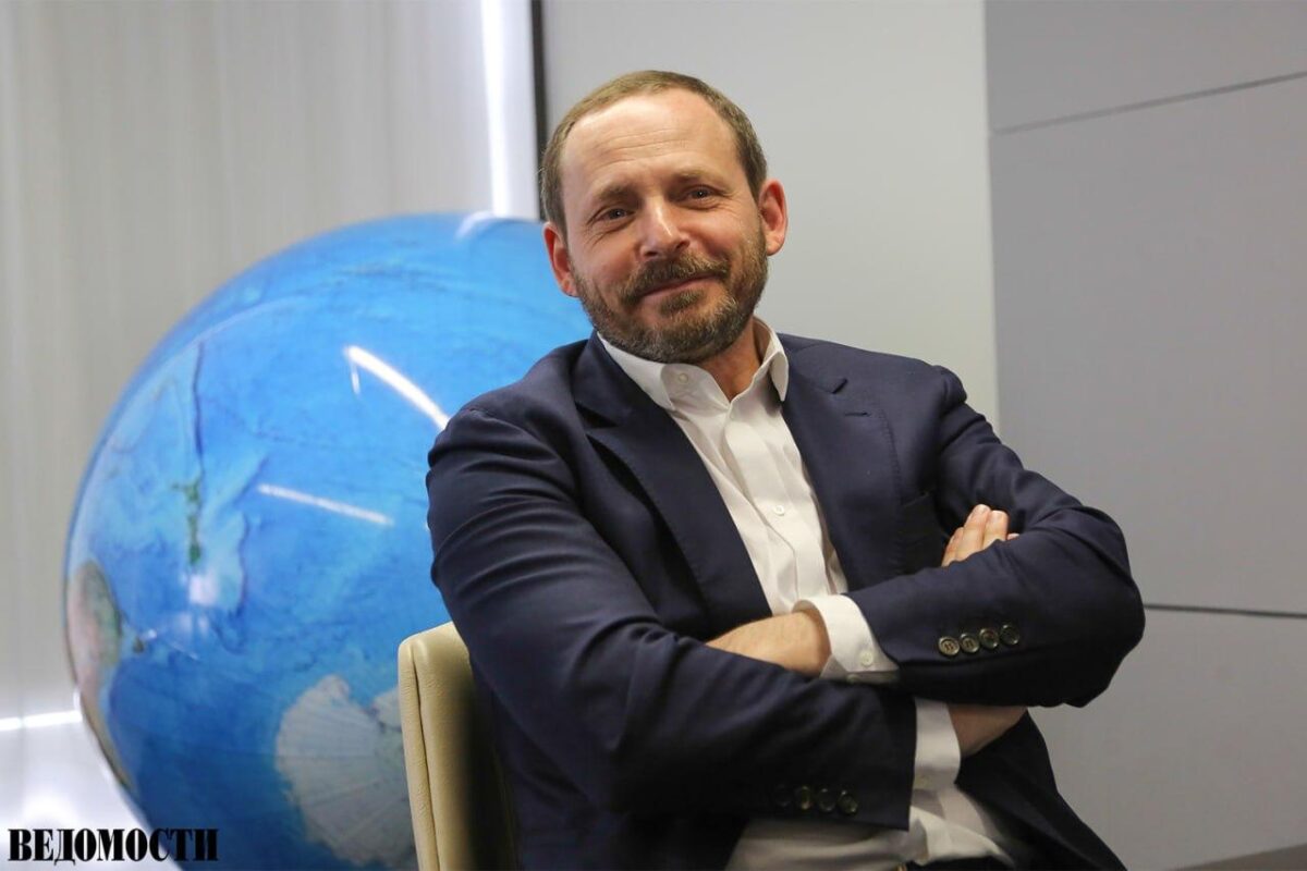 7048 Arkadijus Voložas Atsisakė Rusijos Pilietybės Praneša Bloom