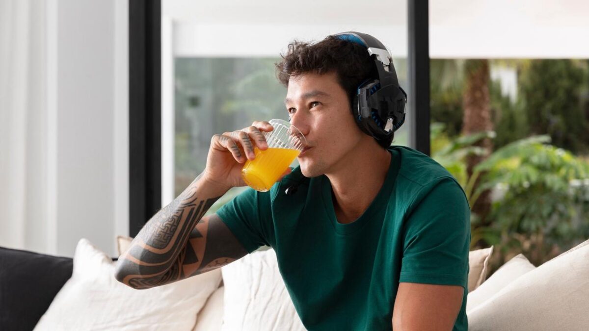 Japonijos tyrimas: gazuotas vanduo be cukraus mažina žaidėjų nuovargį