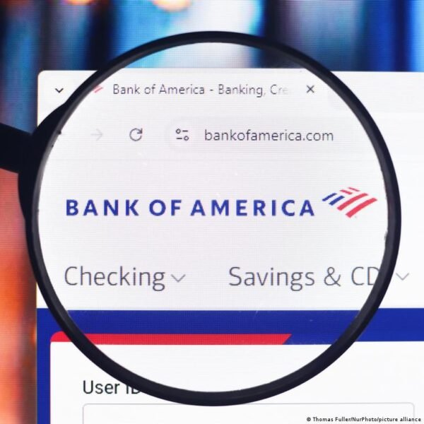 Bank Of America Sumoks 725 Mln Doleri Dl Epstein Bylos