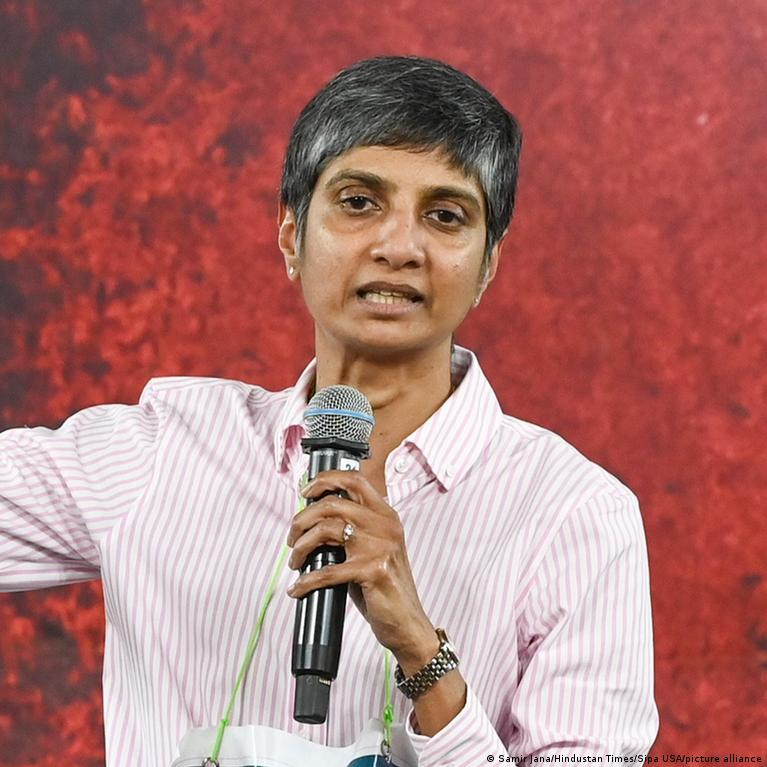 Indijos parlamentas pirmą kartą įtraukė LGBTQ+ atstovą Indijos Parlamentas Pirm Kart Trauk Lgbtq Atstov