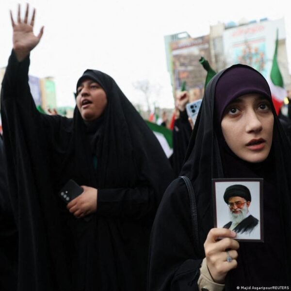 Iranas Po Khamenei Mirties Kas Laukia Alies Ateityje