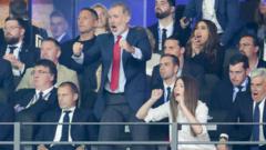 Ispanijos karalius priima Meksikos kvietimą į Pasaulio čempionatą po „piktnaudžiavimo“ komentarų