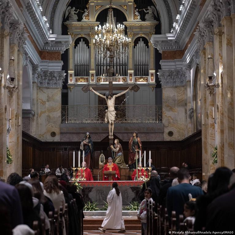 Izraelio Policija Ublokavo Katalik Lyderius Nuo Verb Sekmadienio Miios Jeruzalje