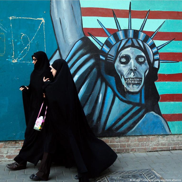 JAV ir Iranas: trijų kartų konfliktas ir jo įtaka santykiams Jav Ir Iranas Trij Kart Konfliktas Ir Jo Taka Santykiams