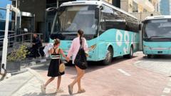 Jav Pilieiams Rekomenduojama Palikti Artimuosius Rytus Dl Besitsianio Konflikto