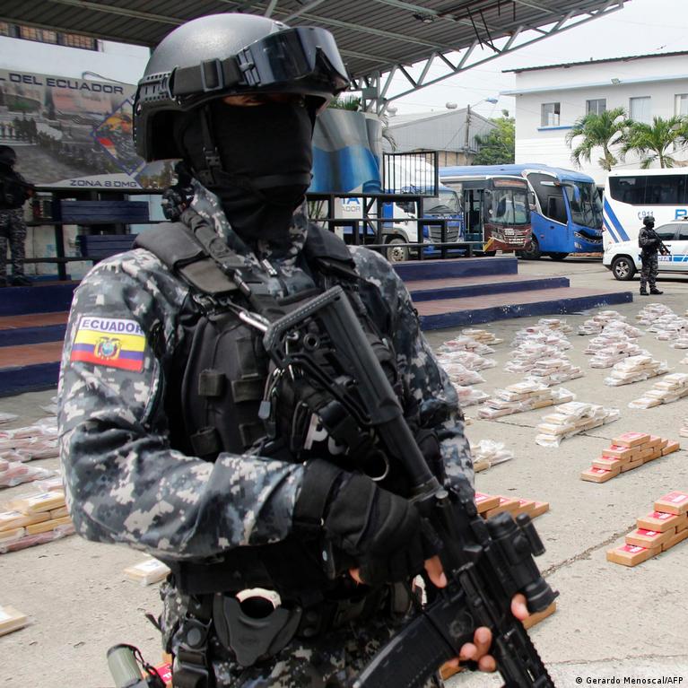 Jungtins Valstijos Ir Ekvadoras Pradeda Bendr Kovos Su Narkotikais Operacij