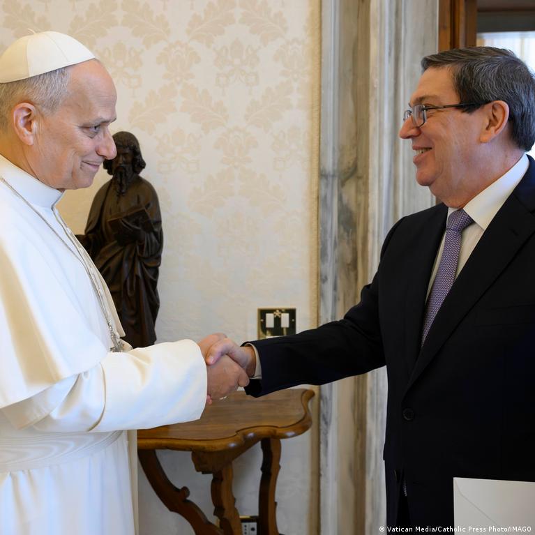 Kuba planuoja paleisti 51 kalinį po derybų su Vatikanu Kuba Planuoja Paleisti 51 Kalin Po Deryb Su Vatikanu