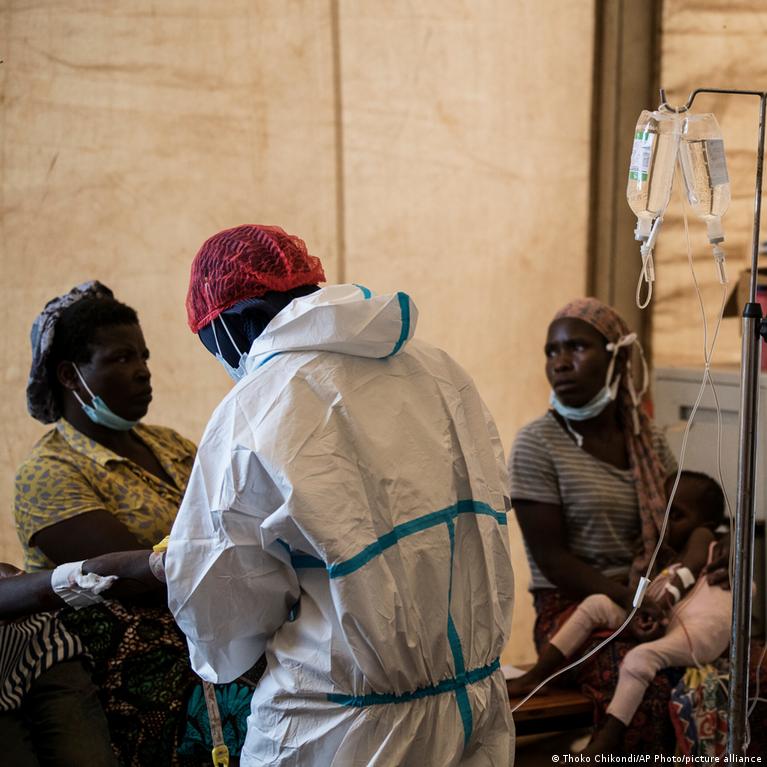 Malavis Udraudia Dvigub Praktik Sveikatos Sektoriuje Siekiant Kovoti Su Korupcija