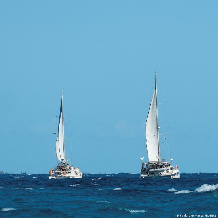 Meksikos Laivai Su Humanitarine Pagalba Dingo Pakeliui Kub