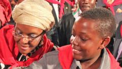 Mugabės sūnus siekia susitarimo dėl kaltinimų bandymu nužudyti Pietų Afrikoje