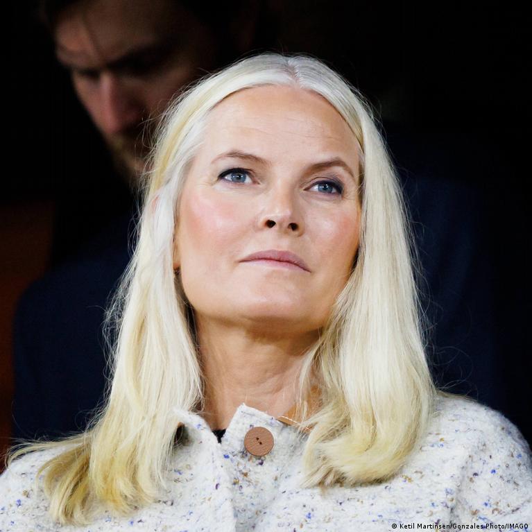 Norvegijos Princes Mette Marit Epstein Mane Manipuliavo