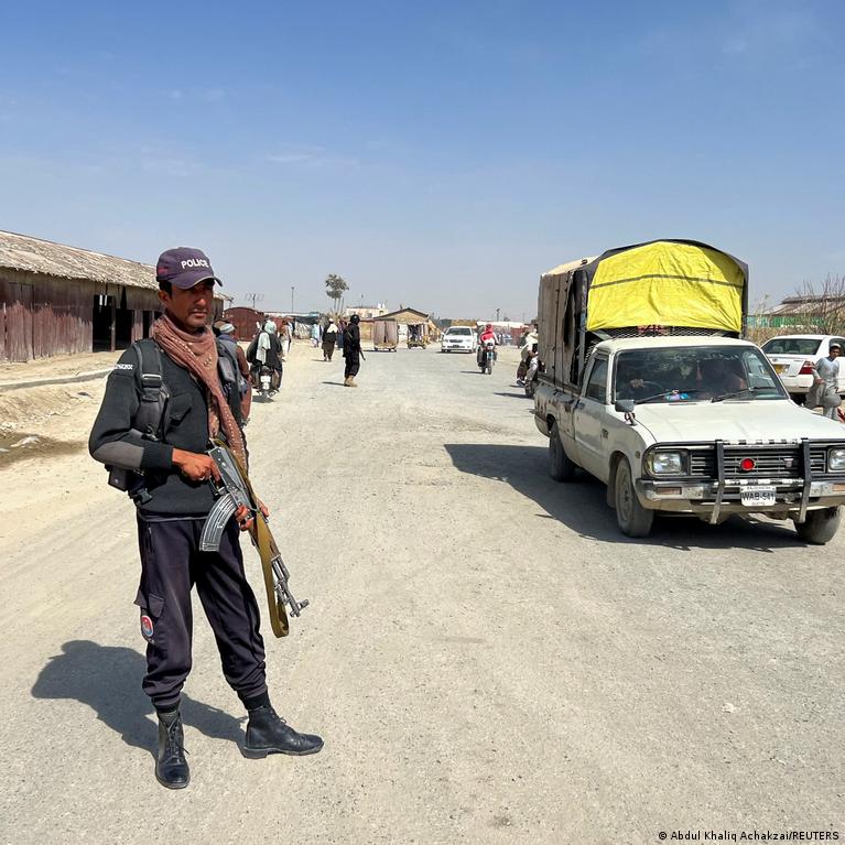 Pakistano oro pajėgos smogė Kabului ir Afganistano pasienio provincijoms Pakistano Oro Pajgos Smog Kabului Ir Afganistano Pasienio Provincijoms