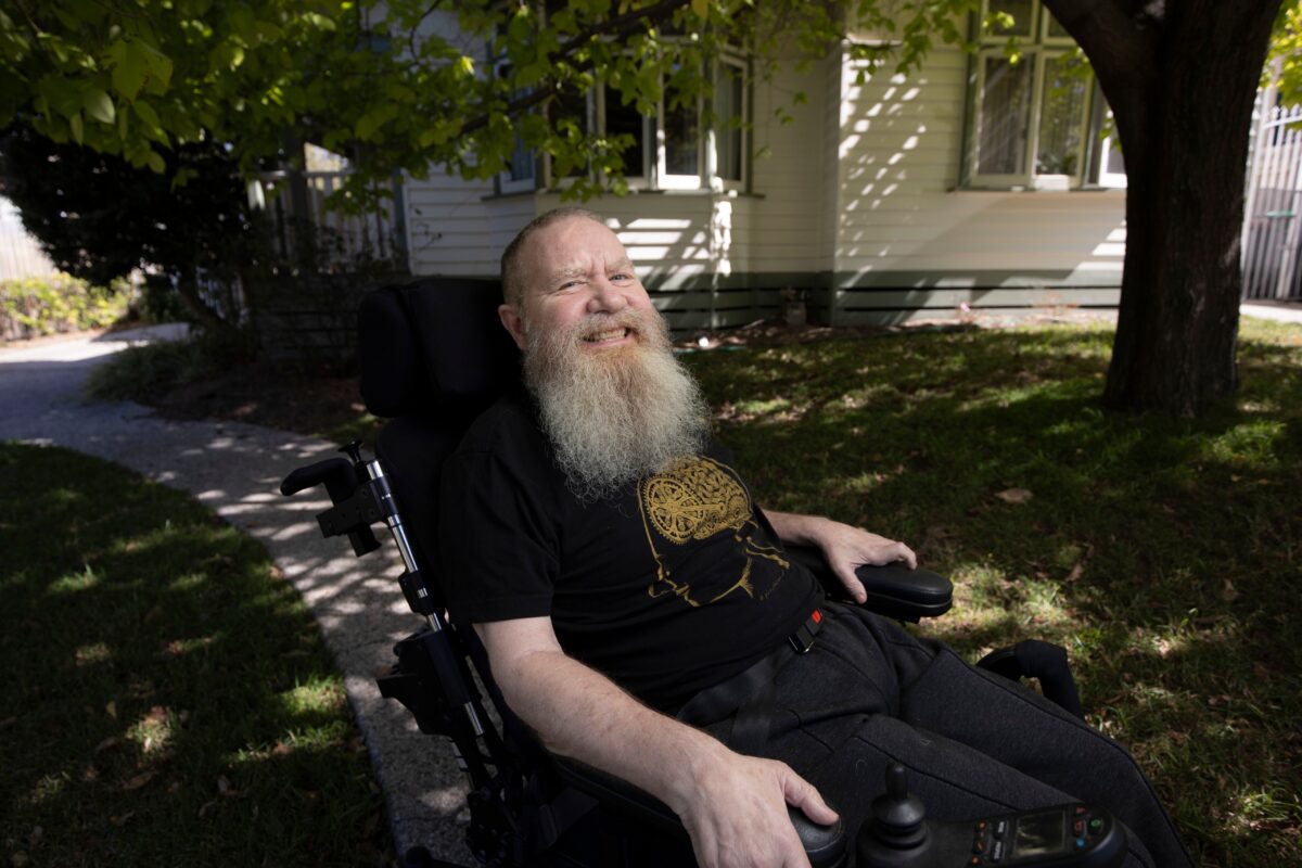 Penkeri metai su smegenų implantu: Rodney Gorham patirtis