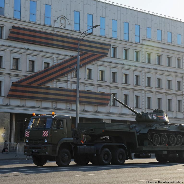 Prokremliškas tinklaraštininkas, kritikuojantis Putiną, siunčiamas į psichiatrinę priežiūrą Prokremlikas Tinklaratininkas Kritikuojantis Putin Siuniamas Psichiatrin Prieir