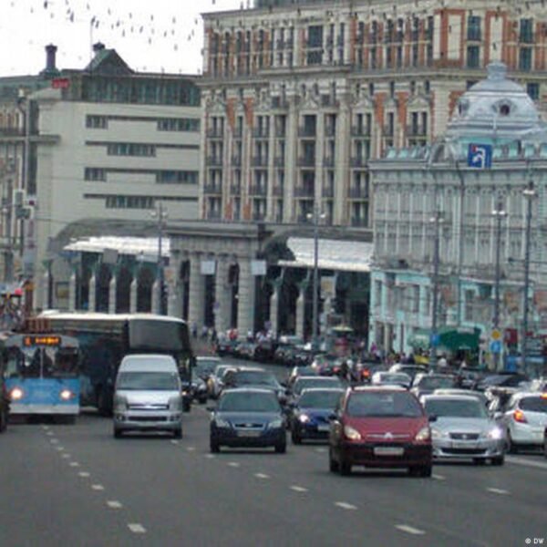 Rusija Siekia Legalizuoti Es Pavogt Automobili Registracij