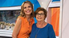 Savannah Guthrie atvirai kalba apie motinos dingimą ir patiriamą skausmą