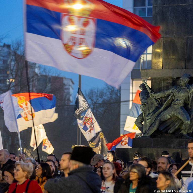 Serbijos Investicij Fondas Tariamas Korupcija