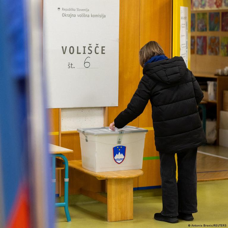 Slovnijos Rinkimuose Valdanioji Partija Susilygino Su Opozicija