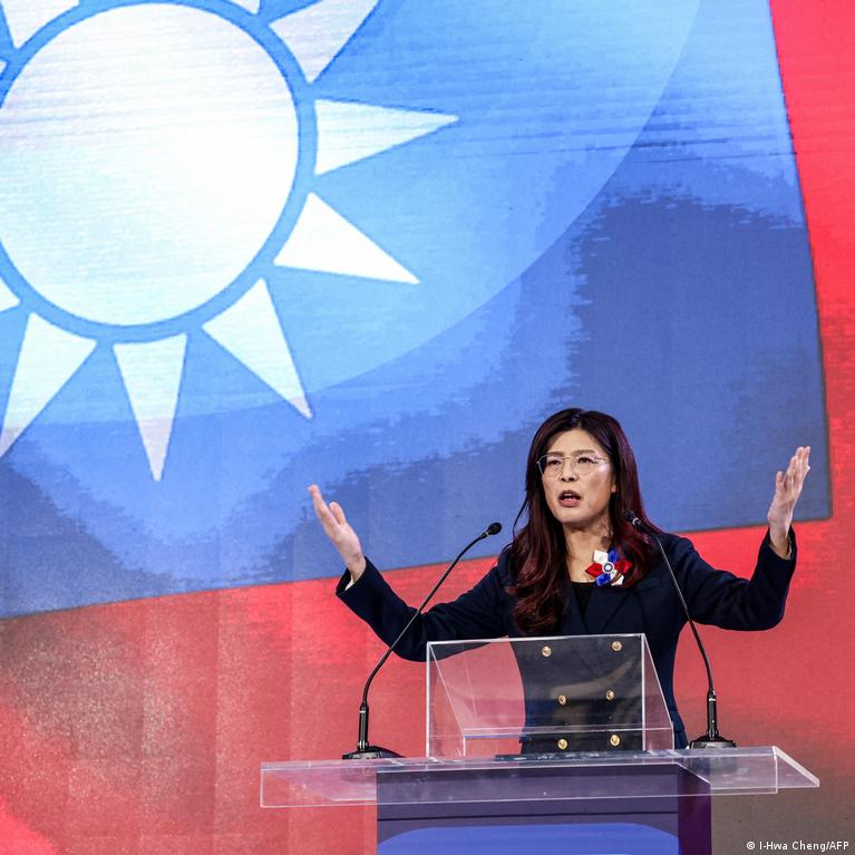 Taivano opozicijos lyderis priima Xi kvietimą aplankyti Kiniją Taivano Opozicijos Lyderis Priima Xi Kvietim Aplankyti Kinij