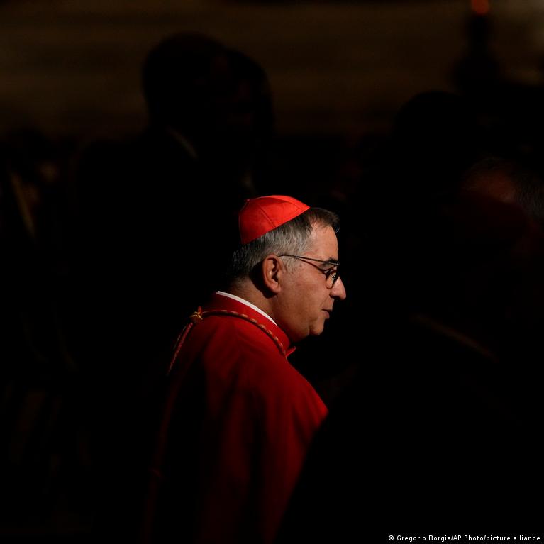 Vatikano Teismas Dalinai Panaikino Nuosprend Kardinolui Becciu