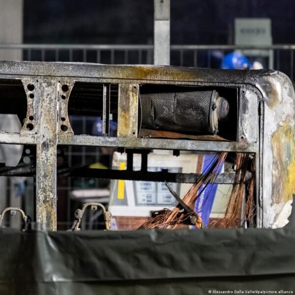 Veicarijoje Tyrimas Dl Autobuso Gaisro Nusineusio Eias Gyvybes Gali Bti Tyinis