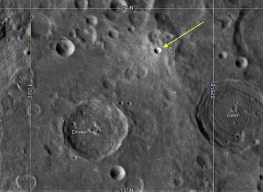 10765 Luninis Krateris Pavadintas R Uaismeno žmonos Garbei
