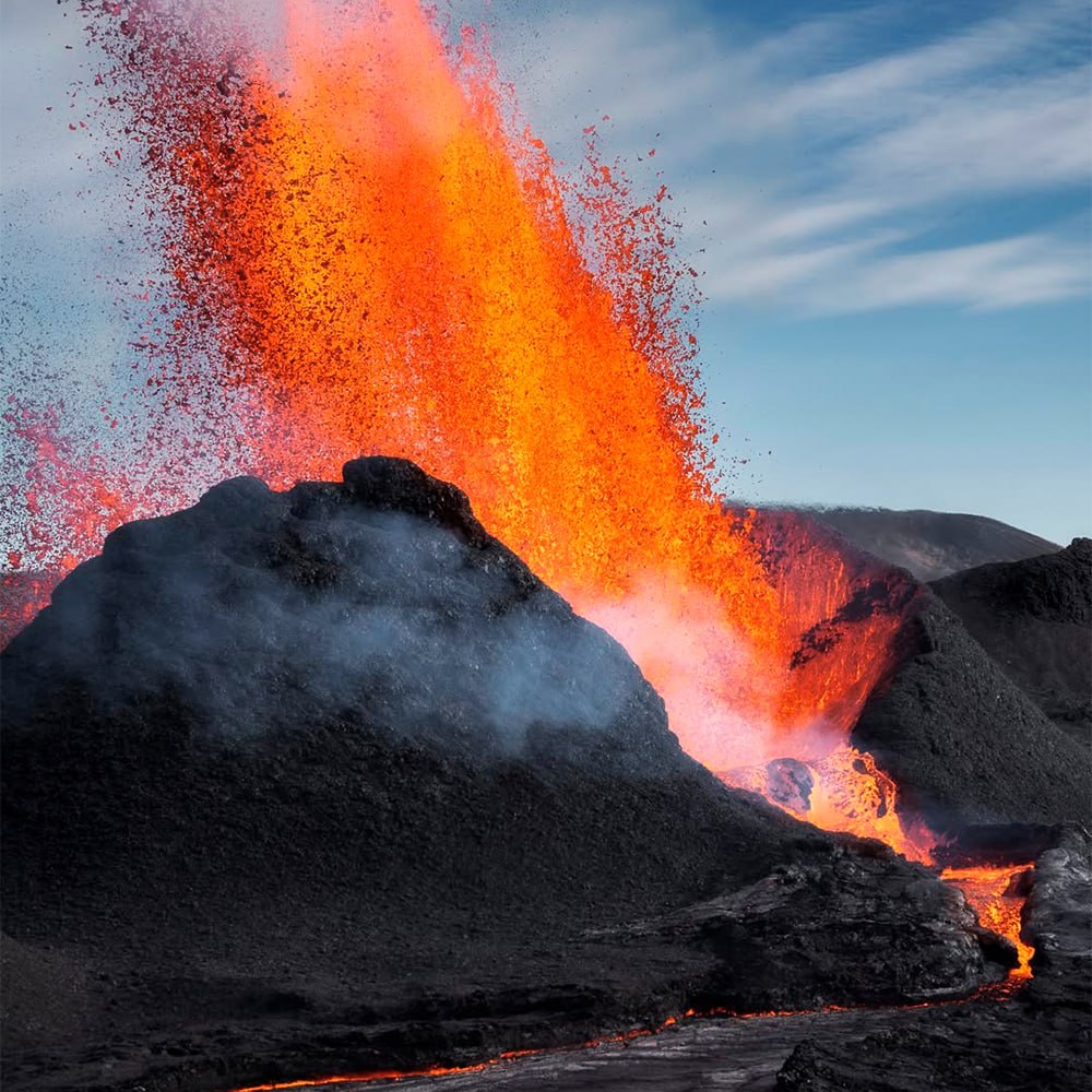 10813 Islandijoje Užfiksuotas įspūdingas Lavos Fontanas Iš Didžiul