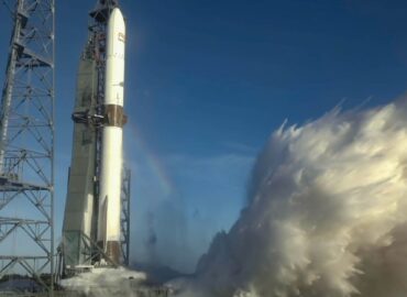 11245 Blue Origin New Glenn Sėkmingai įvykdė Ugnies Bandymus Start