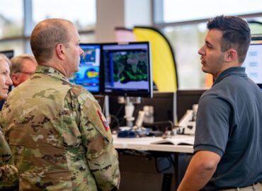 11287 Jav Kosmoso Pajėgos Pasirašė Sutartis Su Leidos Ir Maplarge 