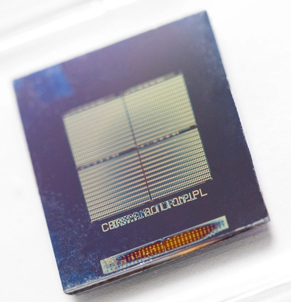 Naujas mikroschemos dizainas gali atlaikyti ekstremalias 700°C temperatūras