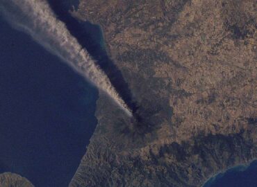 16386 Įspūdingiausi Ugnikalnių Išsiveržimų Vaizdai Iš Kosmoso