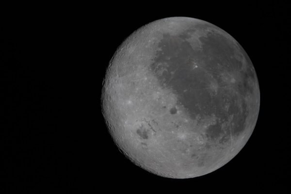 2400 Naujas Mėnulio Vaizdas Iš Orion Atskleidžiama Mėnulio Pas