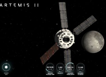 2401 Orion Erdvėlaivis Kaip šiuo Metu Atrodo Mėnulis Iš Jo Persp