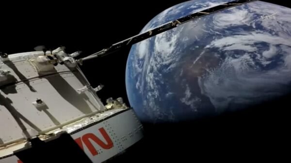 2427 Žemė Plečiasi Nauji Atradimai Apie Mūsų Planetos Augimą