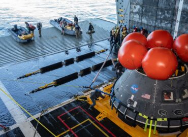 2438 Oriono Kapsulės Sugrįžimas Astronautų Saugus Nusileidimas I