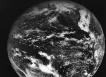 2451 Žemės Vaizdai Iš Kosmoso Nuo Pirmųjų Nuotraukų Iki Naujausi