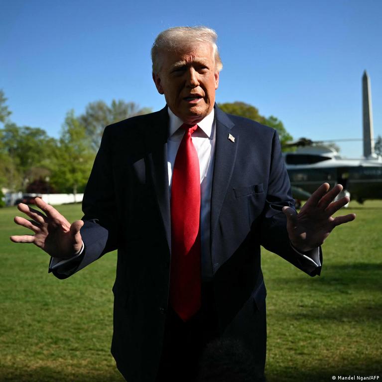 25 Oji Jav Konstitucijos Pataisa Ar Ji Gali Paalinti Donald Trump I Pareig